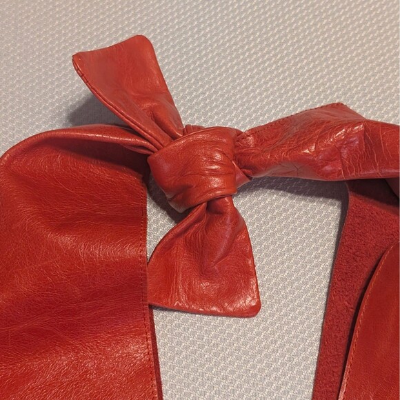 Sabina New York Red Leather Shoulder Bag Designer Purse & Wristlet  Mag Closure - Picture 3 of 12